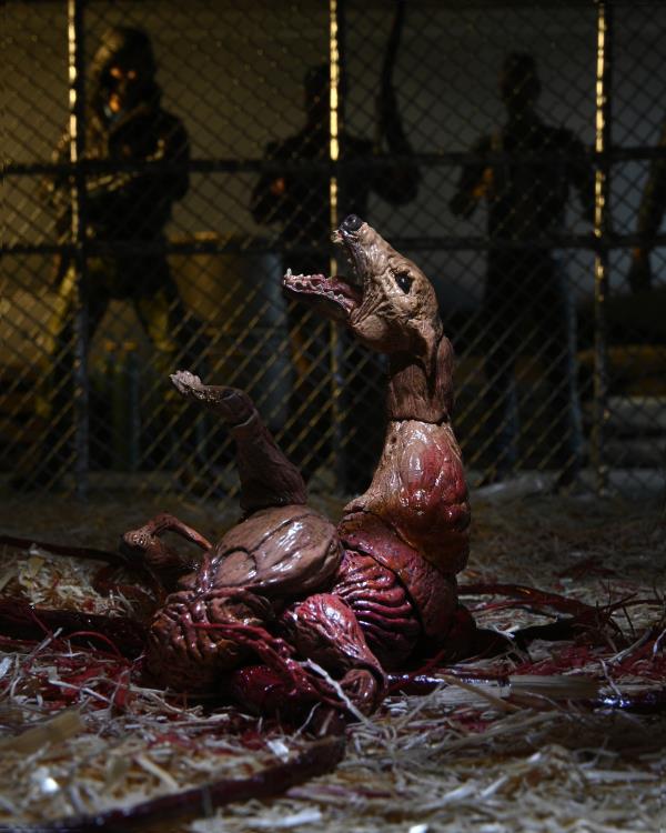 NECA The Thing Ultimate Dog Creature Set 7-Inch Figure - View 13