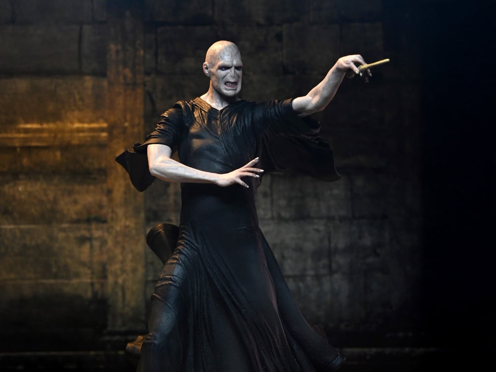 NECA Harry Potter The Legacy Collection Lord Voldemort Action Figure - View 2