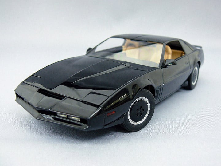 Aoshima Knight Rider K.I.T.T. (Season 3) 1/24 Scale Model Kit - View 2