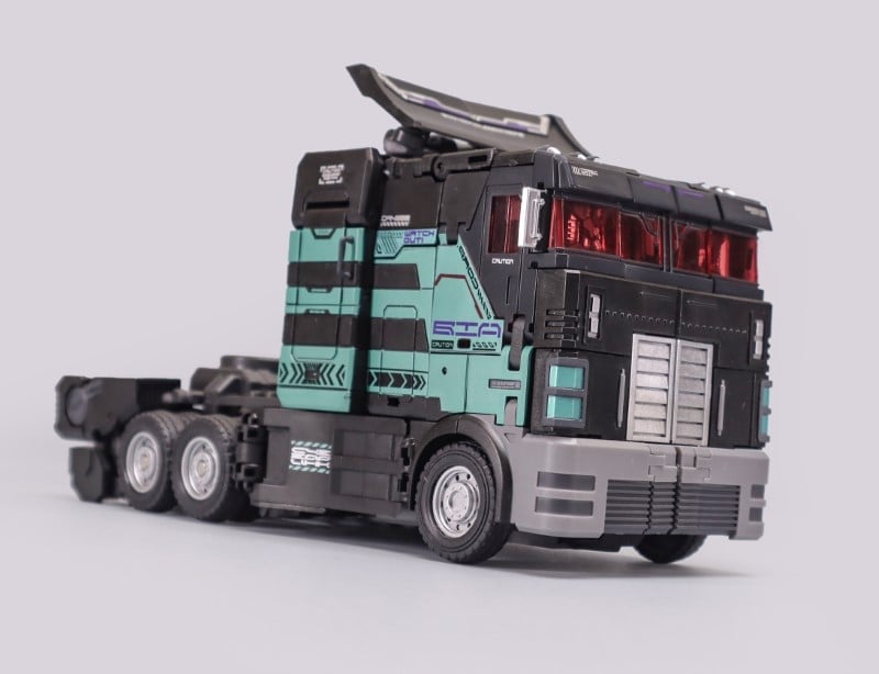 GCreation GDW-01B Ultra Maxmas (Dark Ver.) 9.5-Inch Figure - View 10