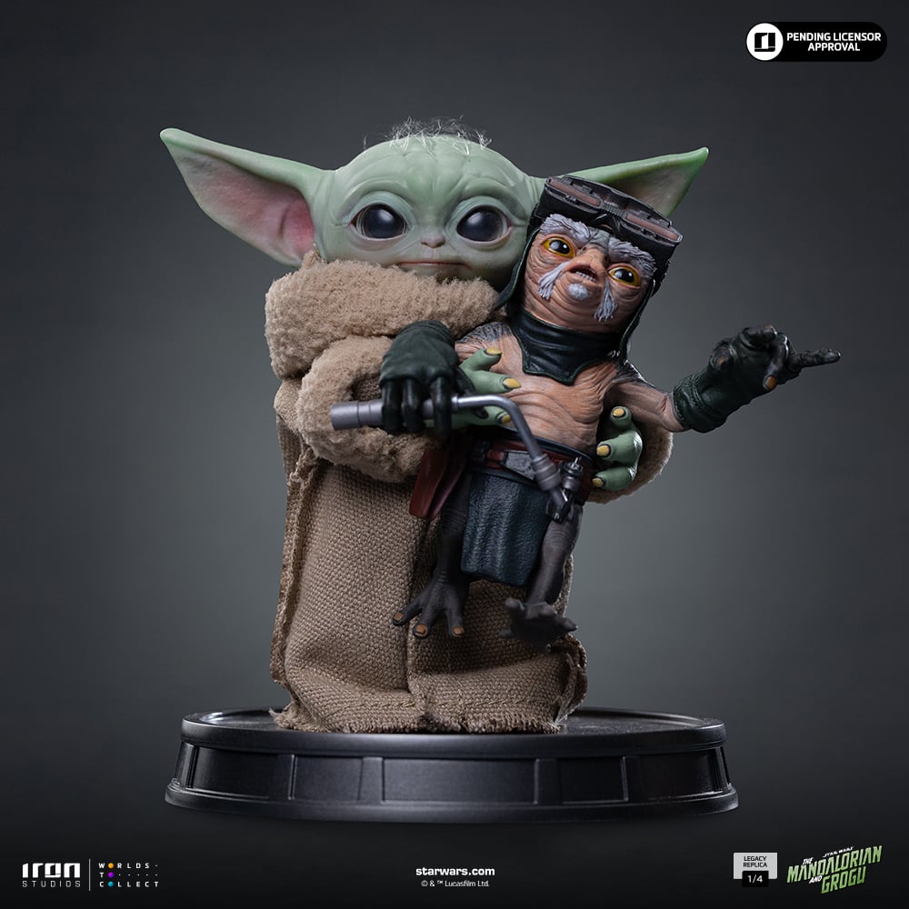 Iron Studios Star Wars: The Mandalorian and Grogu Legacy Replica Grogu No Squeezy 1/4 Scale Polystone Statue - View 3