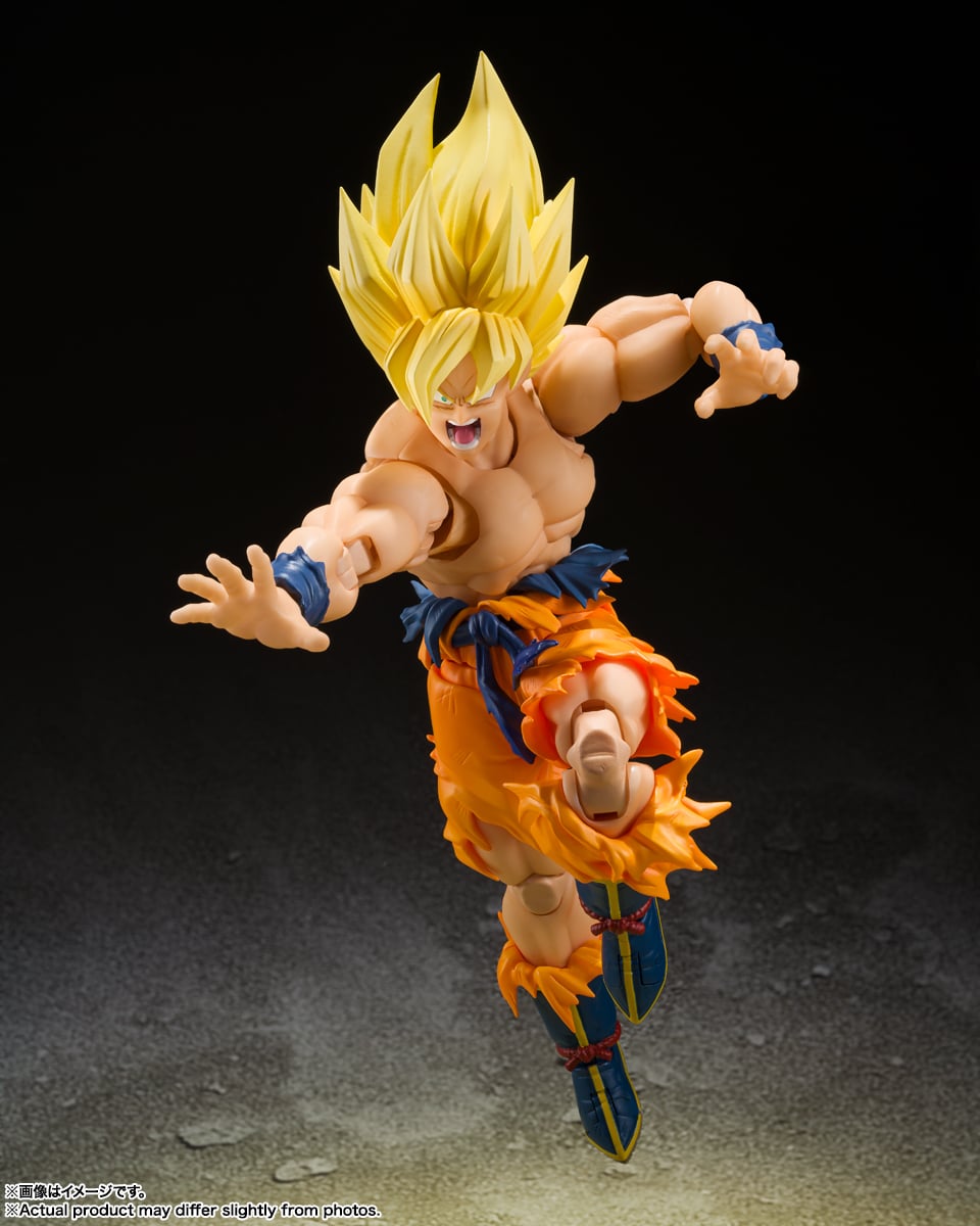 Bandai S.H.Figuarts Dragon Ball Z Super Saiyan Goku Legendary Super Saiyan 6-Inch Action Figure - View 7