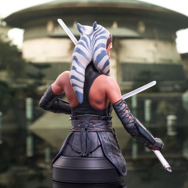 Gentle Giant Star Wars The Mandalorian Ahsoka Tano 1/6 Scale Limited Edition Bust - View 9