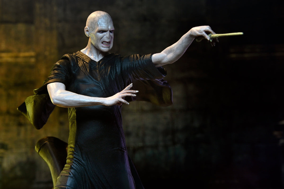 NECA Harry Potter The Legacy Collection Lord Voldemort Action Figure - View 9