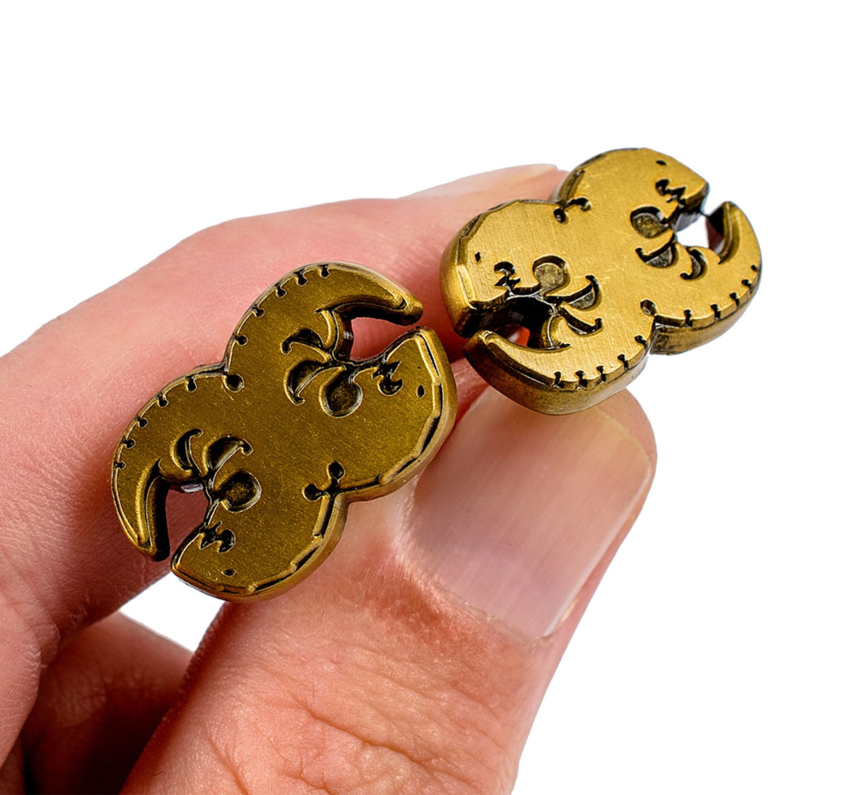 AAA Merchandise Warhammer 40,000 Tyranids Zinc Alloy Cufflinks - View 5