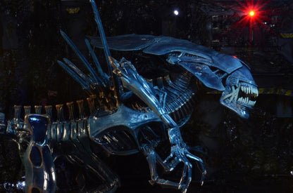 NECA Aliens Xenomorph Queen Ultra Deluxe 15-Inch Action Figure with 30 Articulation Points - View 10
