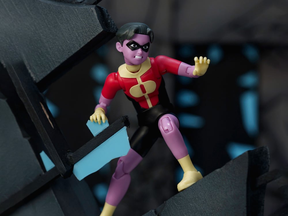 Jada Toys Invincible Kid Omni-Man 1/12 Scale Action Figure - View 2