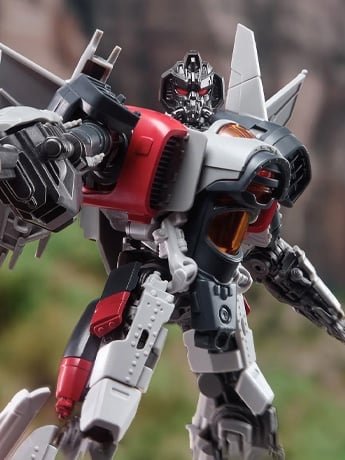 Blokees Transformers: Bumblebee Champion Class 25 Blitzwing 4.9-Inch ABS Model Kit
