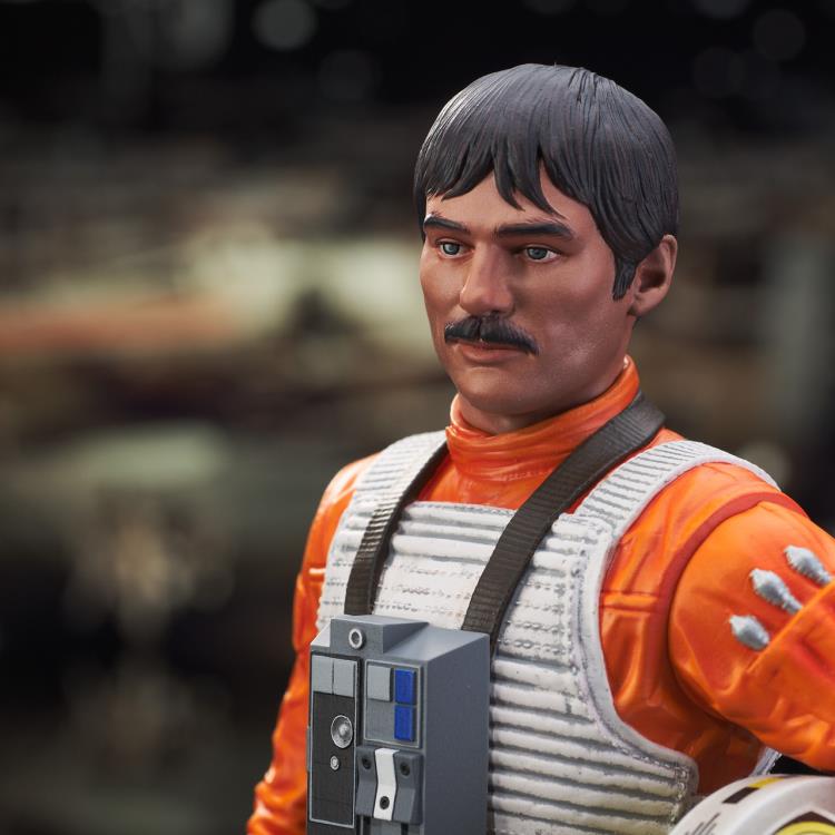 Gentle Giant Star Wars A New Hope Biggs Darklighter (Rebel Pilot) 1/6 Scale Limited Edition Mini Bust - View 7