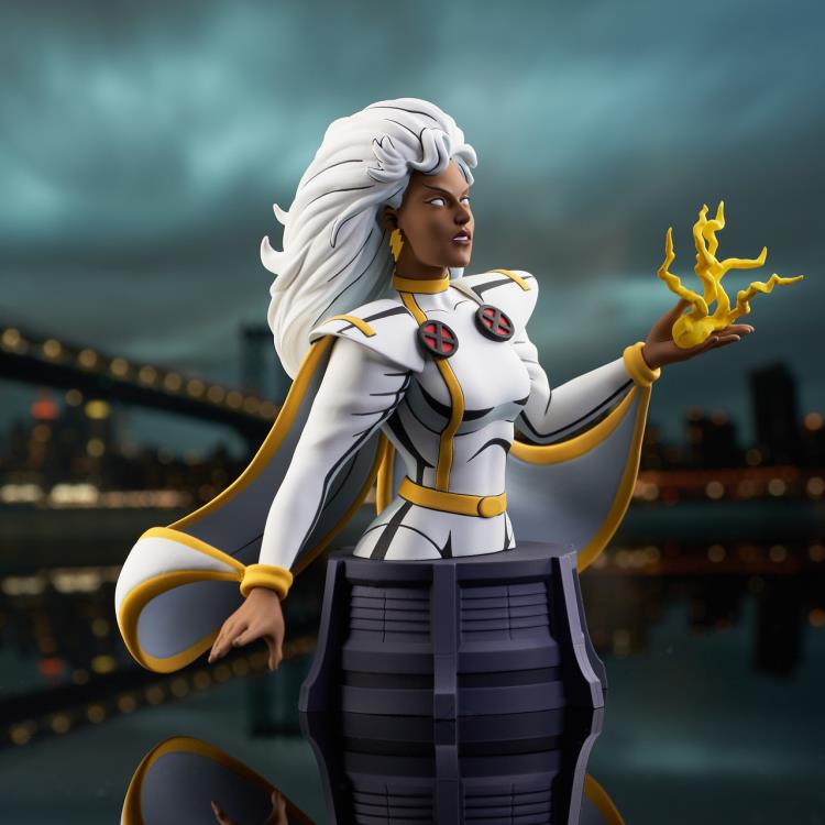 Diamond Select Toys Marvel X-Men Storm 1/7 Scale Limited Edition Bust - View 6