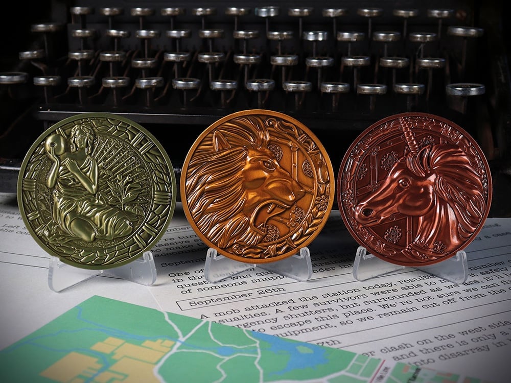Fanattik Resident Evil 2 R.P.D. Medallions Collection Limited Edition Set (US Variant) - View 2