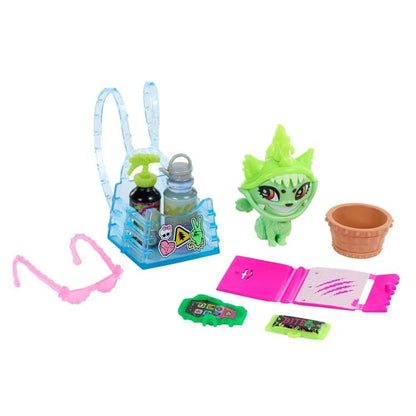 Mattel Monster High Core Venus McFlytrap 10-Inch Doll - View 9