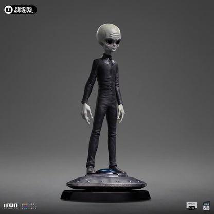 Iron Studios I Want to Believe Alien (Grey) 1/10 Art Scale Limited Edition Statue - View 11