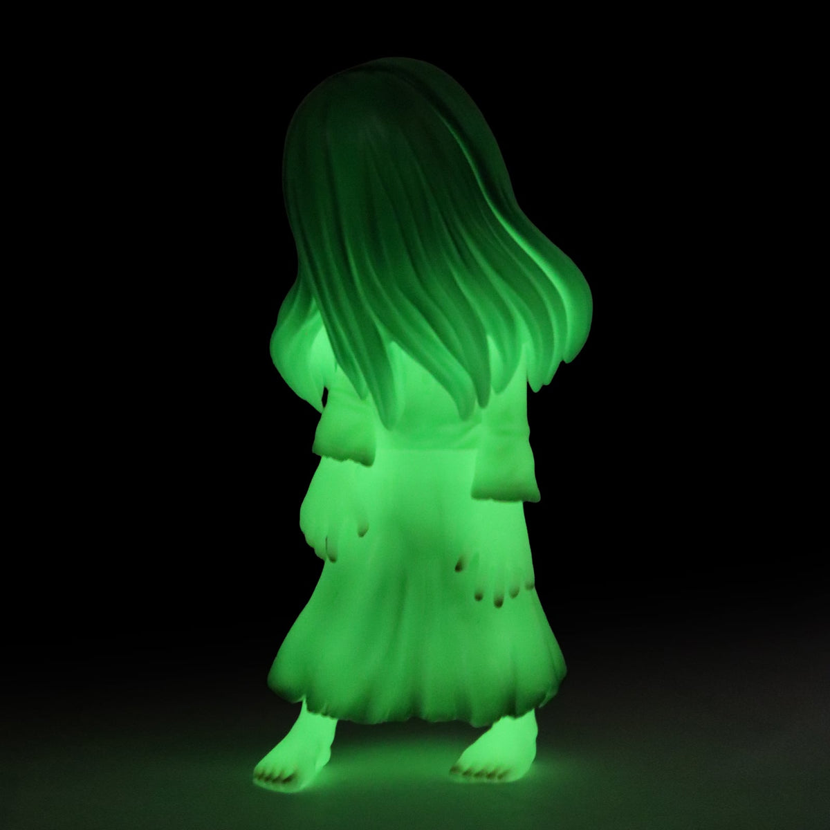 CCP Sadako (2019) Middle Size Series Sadako Eerie Glow Ver. Vinyl Figure - View 12