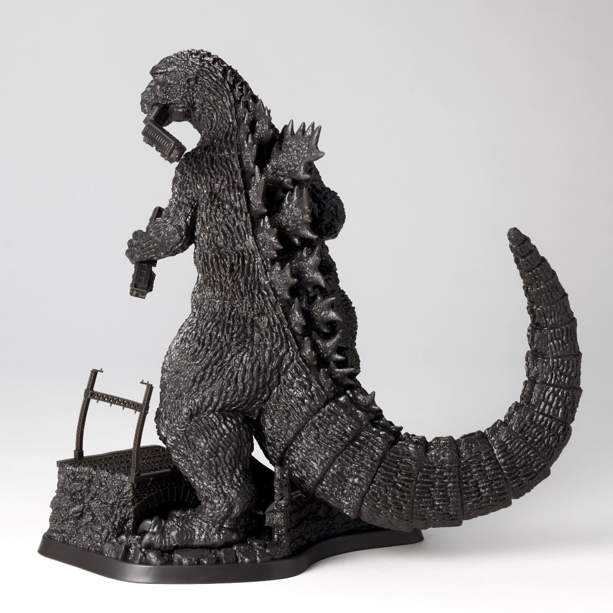 Kaiyodo Godzilla (1954) Artpla Sculpture Works Godzilla Re:Imagination Model Kit (Reissue) - View 9
