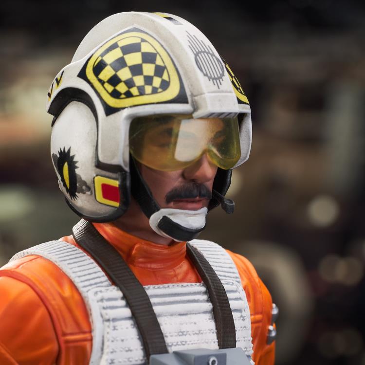 Gentle Giant Star Wars A New Hope Biggs Darklighter (Rebel Pilot) 1/6 Scale Limited Edition Mini Bust - View 13