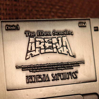 Fanattik Collectibles The Elder Scrolls Arena Floppy Disk Limited Edition Metal Replica - View 10