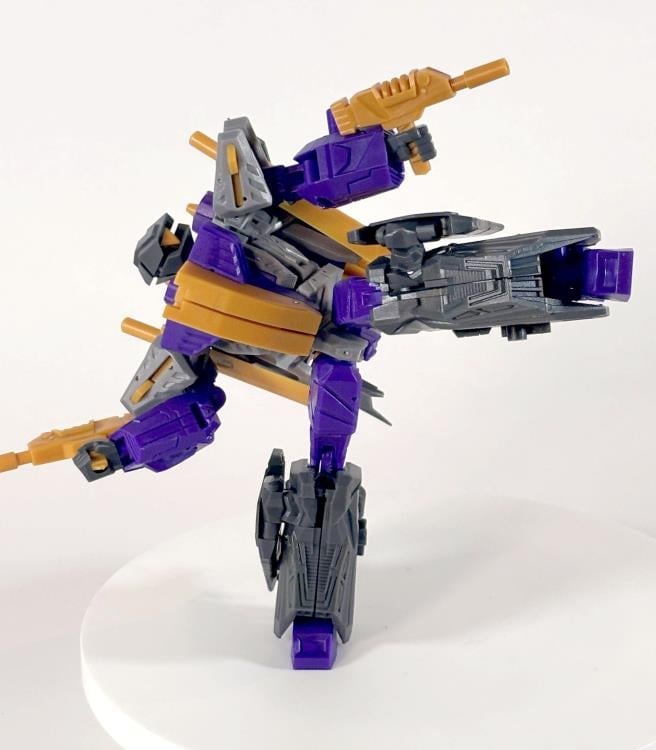 Riot Toys Last of the Seekers Warp Drive Plastic Figure - View 4