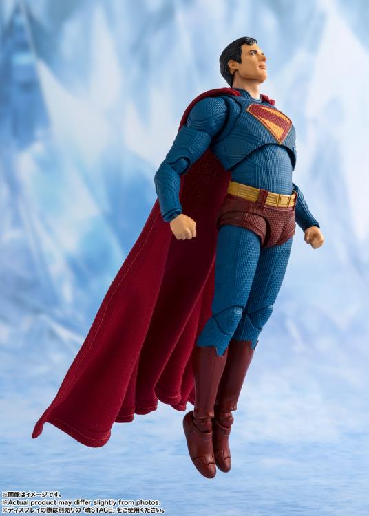 Bandai S.H.Figuarts Superman (2025) Superman 6.5-Inch Action Figure - View 7