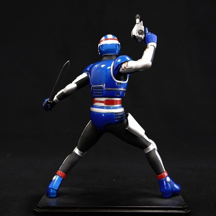 Kaiyodo Space Sheriff Shaider Middle Size Series 1/8 Scale Model Kit in PVC - View 4