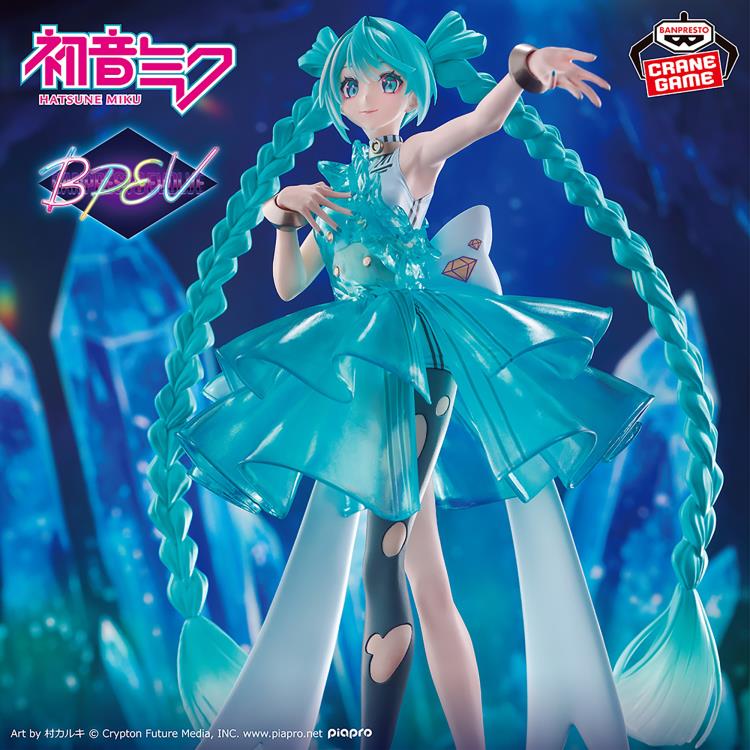 Bandai Banpresto Vocaloid Evolve Clearluxe Hatsune Miku (EmeraldGem) Figure 11-Inch - View 3